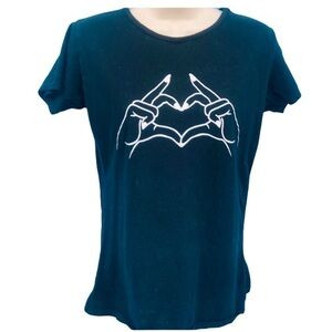 Rebellious‎ women’s black graphic Tee size Large